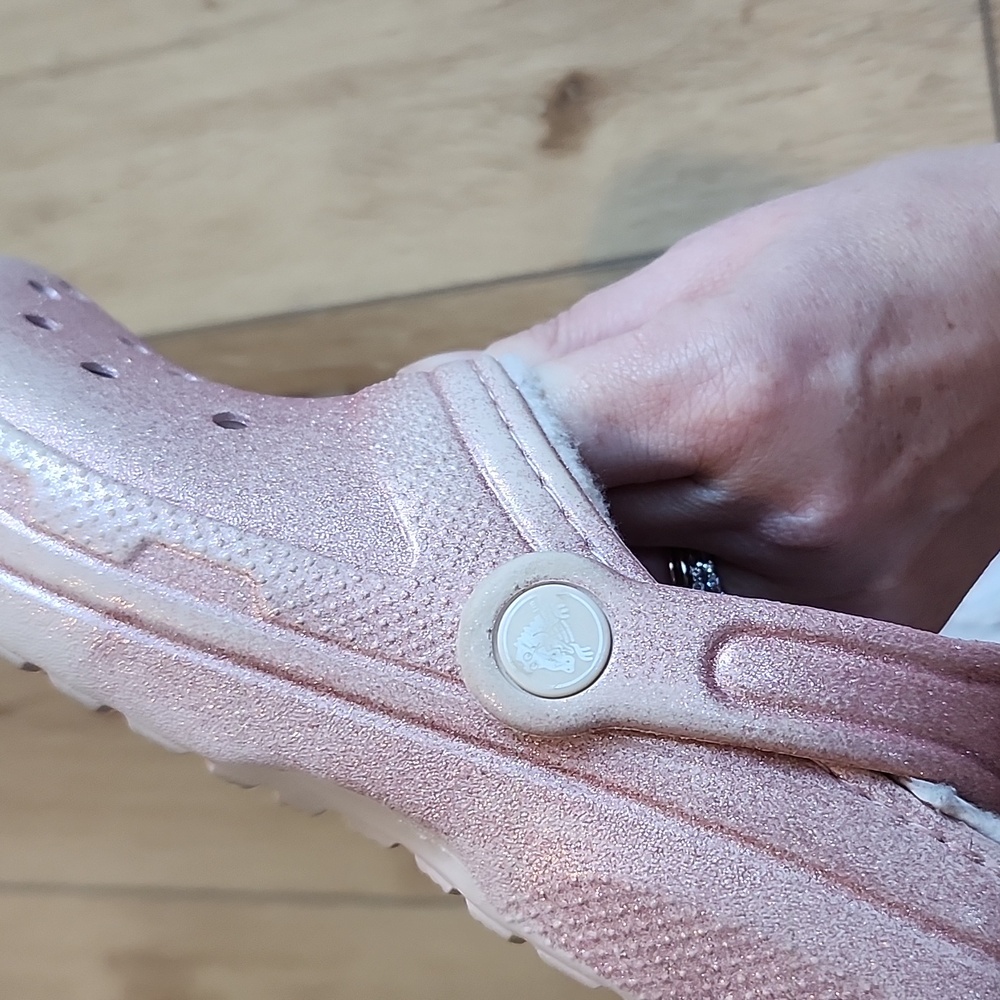 Pink Fur Lined Crocs, J3 - Picture 9 of 9